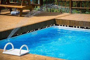 Dealing with Swimming Pool Leaks