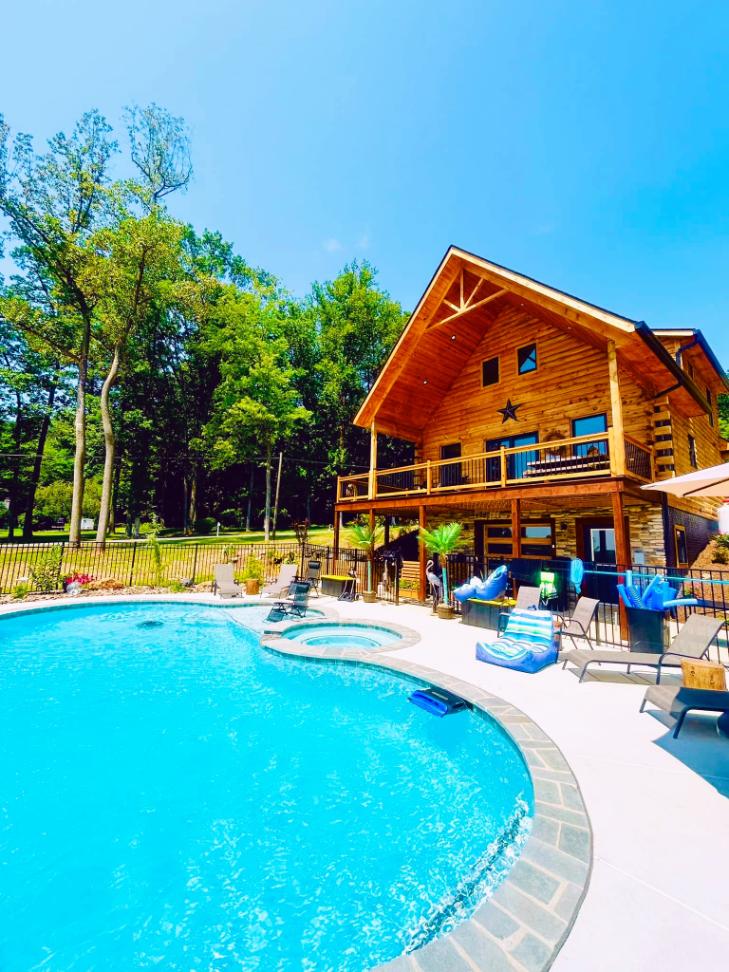 Sunrise Premiere Pool Builders Resort-Style Pool in Your Backyard